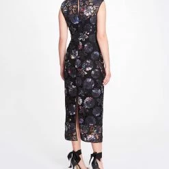 Marchesa Notte Dutch Floral Printed Guipure Lace Tea-Length Gown